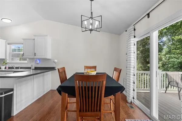 215 Cynthia DR, Truesdale, MO 63380