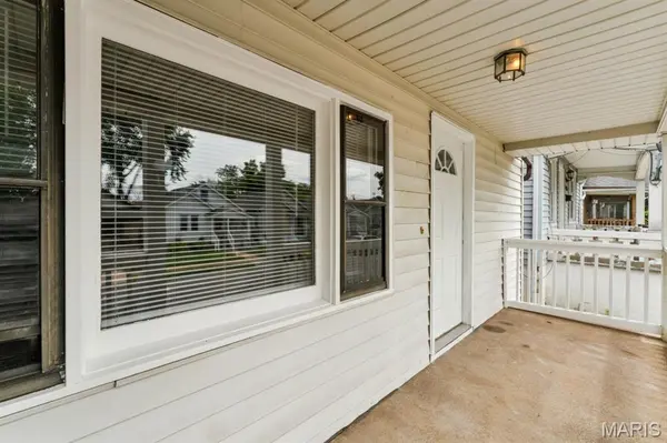 3851 Neosho, St Louis, MO 63116