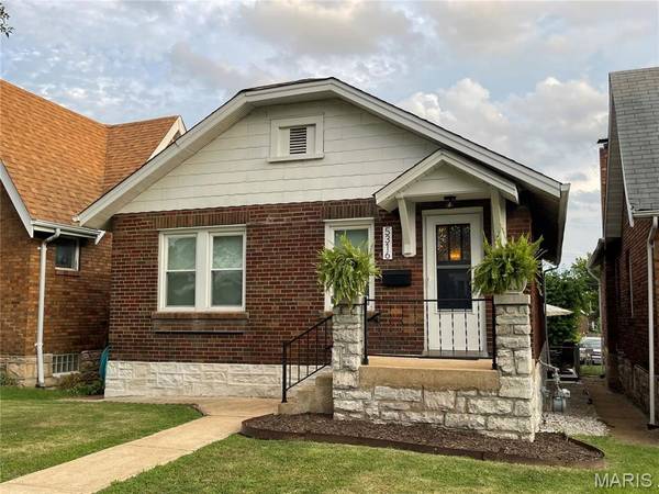 5316 N Chippewa ST, St Louis, MO 63109