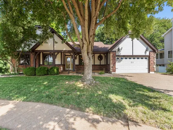 239 Chianti CT, Florissant, MO 63031