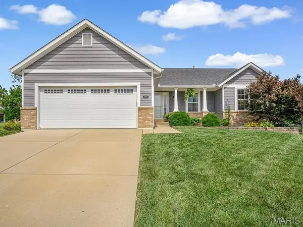 1504 Rachael LN, Waterloo, IL 62298