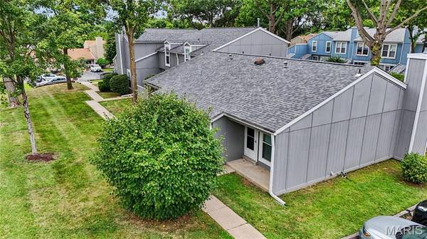 176 Harbor View DR, Lake St Louis, MO 63367