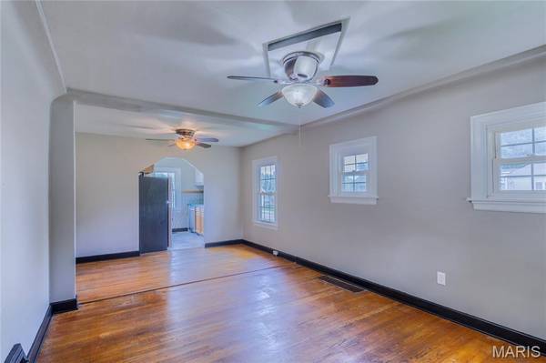 3660 Western AVE, Alton, IL 62002
