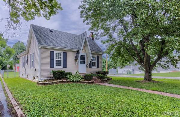 3660 Western AVE, Alton, IL 62002