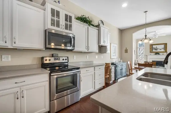 178 Oakhurst DR, O'fallon, MO 63368