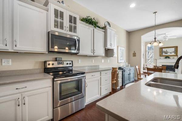 178 Oakhurst DR, O'fallon, MO 63368