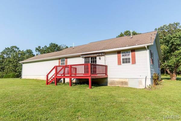 39 Bedrock LN, Conway, MO 65632