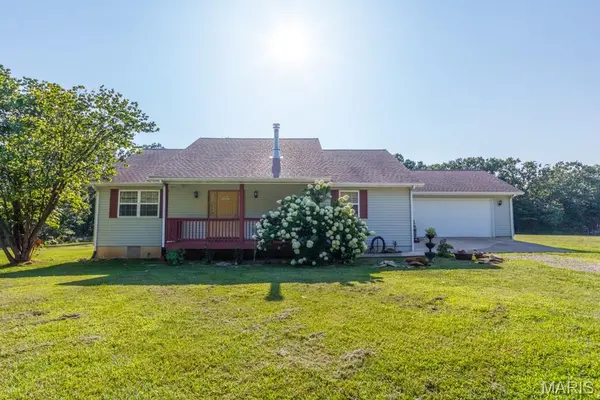 39 Bedrock LN, Conway, MO 65632