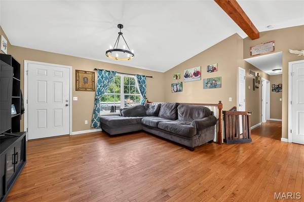 224 Parkway DR, Troy, MO 63379