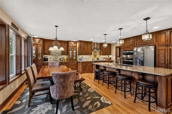 5685 E Sing DR, Columbia, MO 65202