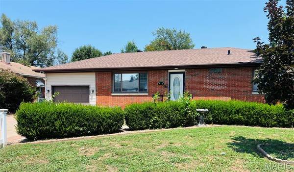 415 Roanoke DR, Edwardsville, IL 62025