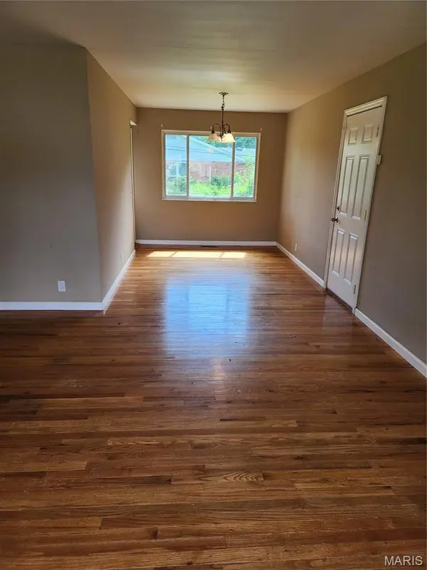 2960 Devonshire DR, Florissant, MO 63033