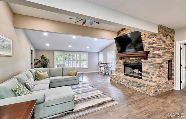 132 Geneva Cove DR, Wright City, MO 63390