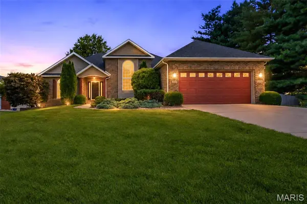 2743 Cascade Lake DR, Shiloh, IL 62221