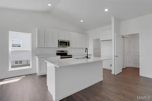 4566 Bella Terra DR, Arnold, MO 63010