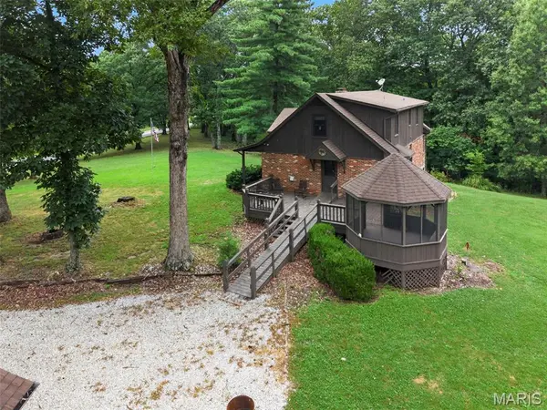 860 Schluersburg RD, Augusta, MO 63332