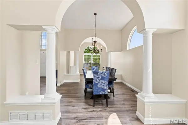 312 Open Country DR, Wentzville, MO 63385