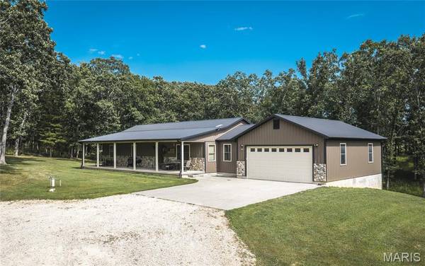 2420 Luhring LN, Rosebud, MO 63091