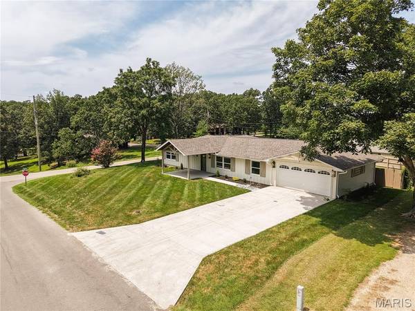 710 Bloomfield AVE, Bloomfield, MO 63825
