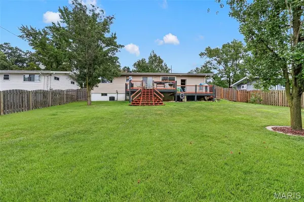 519 Sulphur Spring RD, Manchester, MO 63021