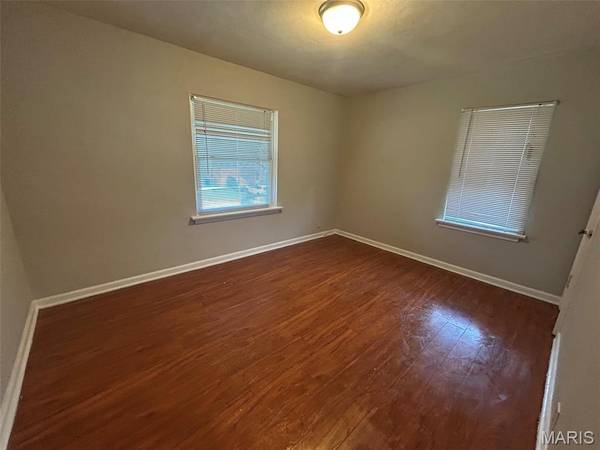 4725 Fletcher ST, Northwoods, MO 63121