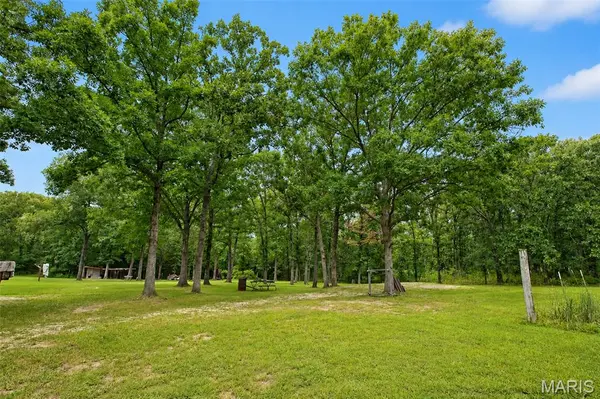 247 E Highway 8, Steelville, MO 65565