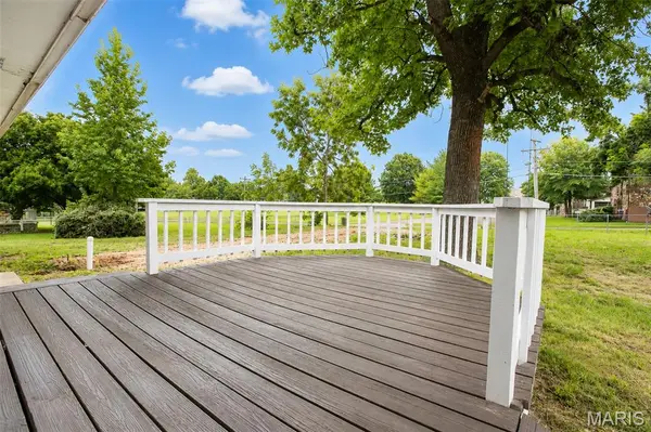 403 Cox DR, Cuba, MO 65453