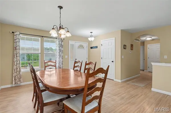 1023 Wrigley CIR, Warrenton, MO 63383