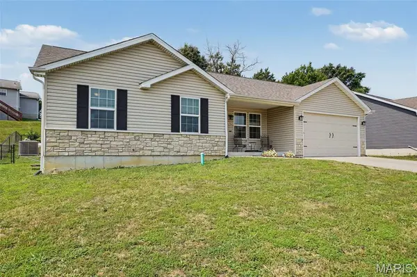 1023 Wrigley CIR, Warrenton, MO 63383