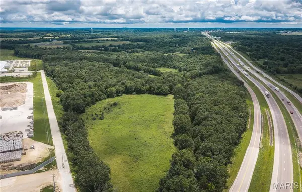 1776 E Springfield RD, Sullivan, MO 63080