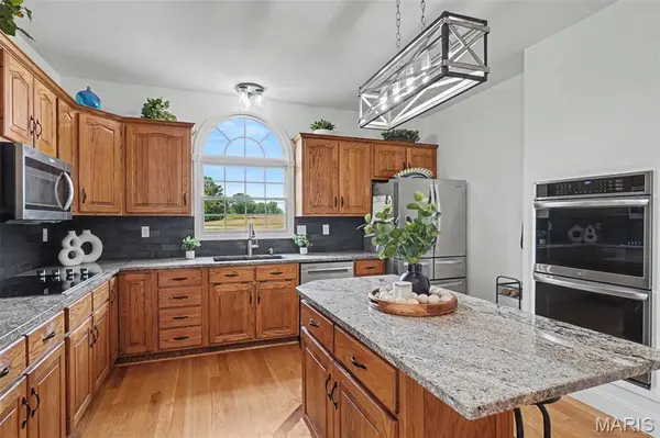 22628 Doe HVN, Warrenton, MO 63383