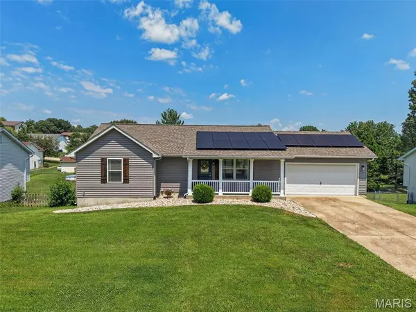 74 Hickory CIR, Union, MO 63084