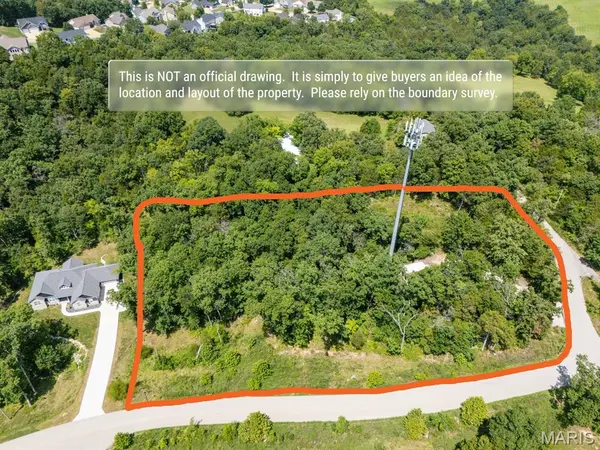 105 Long Oaks DR, Imperial, MO 63052