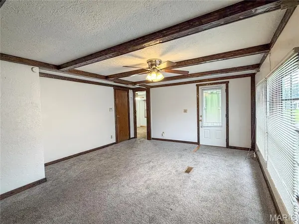 226 Dixie ST, Sikeston, MO 63801