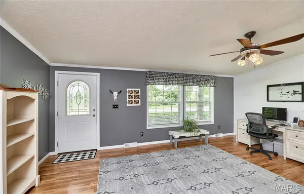 141 Sun Haven DR, Silex, MO 63377