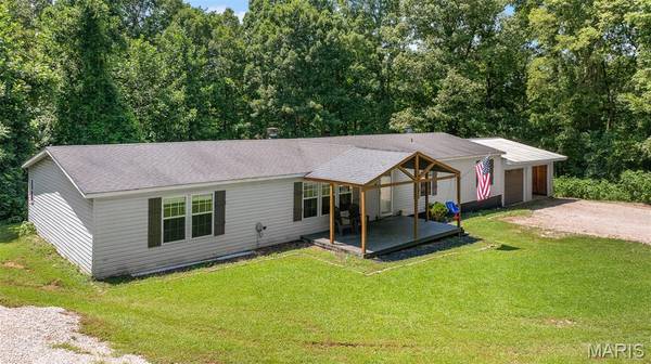 85 Logan LN, Scott City, MO 63780