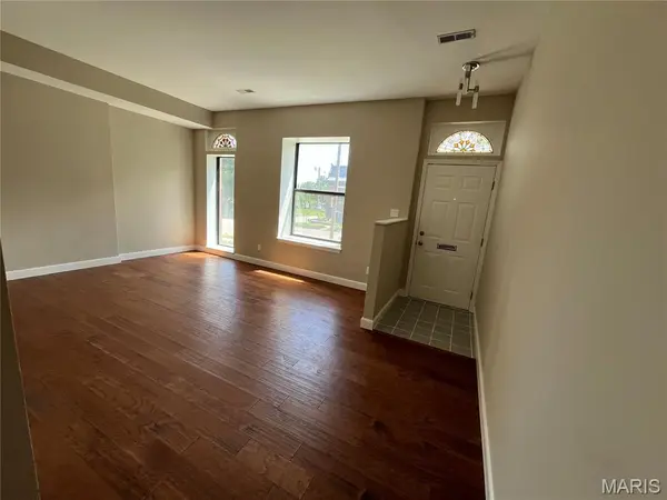 4419 Oakland AVE, St Louis, MO 63110