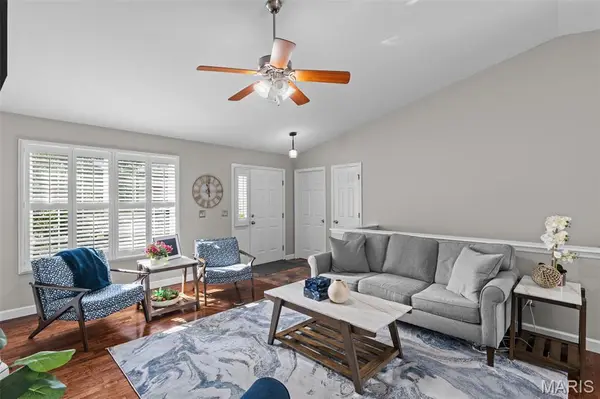 59 E Homefield Point Ct, O'fallon, MO 63366