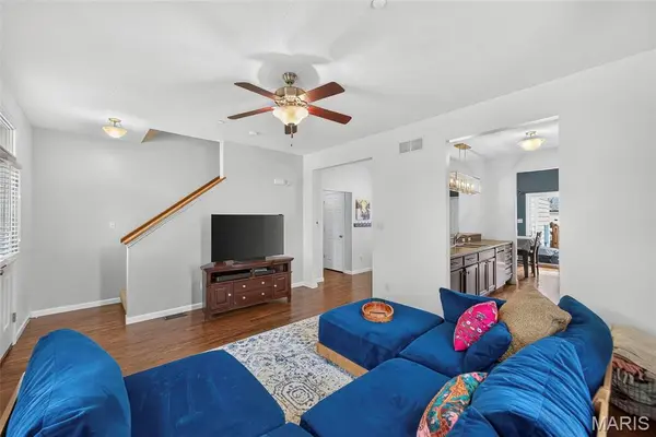 3201 S Civic Green WAY, St Charles, MO 63301