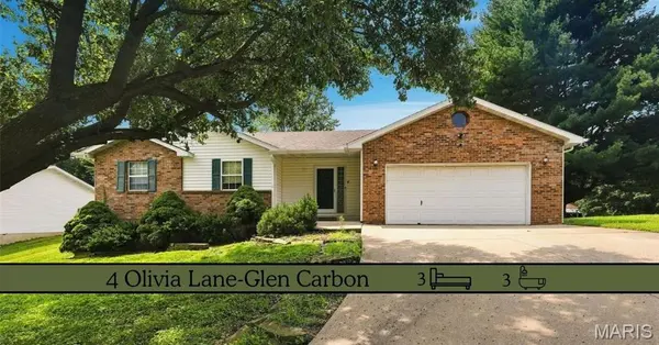 4 Olivia LN, Glen Carbon, IL 62034