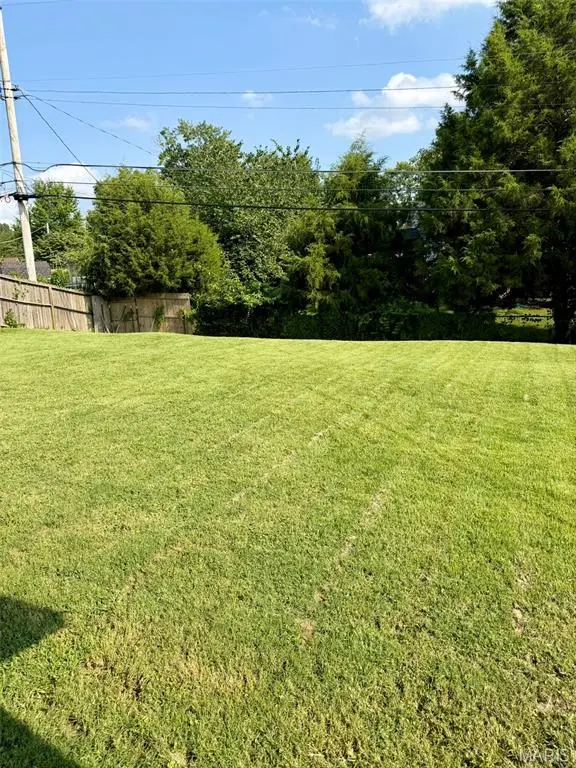 2550 Bonniebrook DR, Maryland Heights, MO 63043