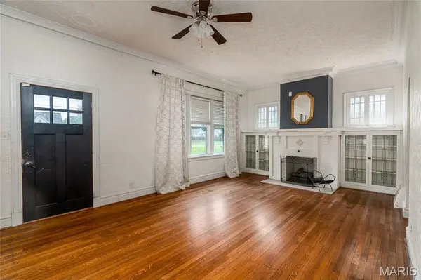 412 E Main, Duquoin, IL 62832