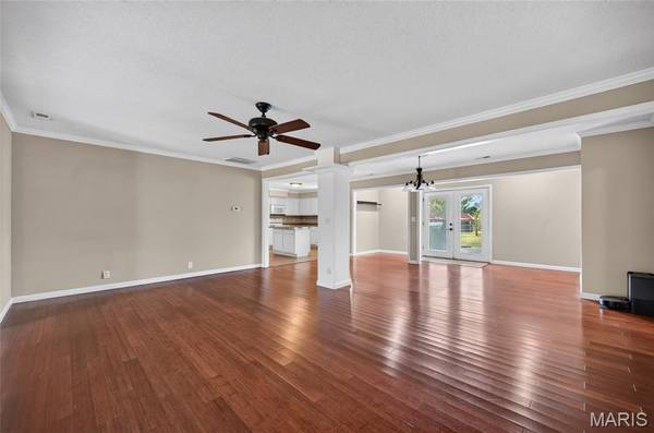 157 Keepsake RD, Stoutland, MO 65567