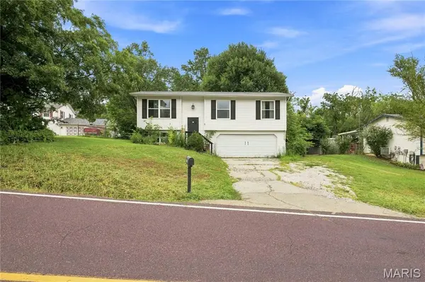 9802 Sandy Church RD, Hillsboro, MO 63050