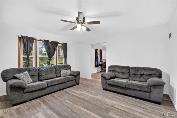 205 Locust ST, New Haven, MO 63090