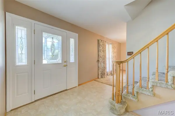 14 Lee CT, St Charles, MO 63301
