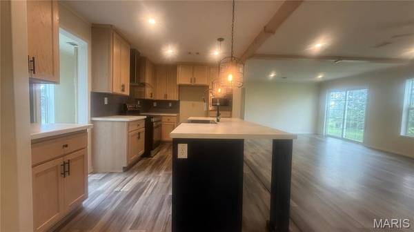 8037 County Road 541, Senath, MO 63876