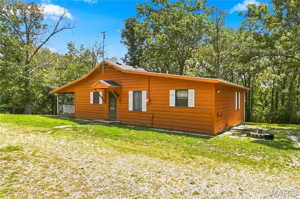 544 Anaconda RD, St Clair, MO 63077