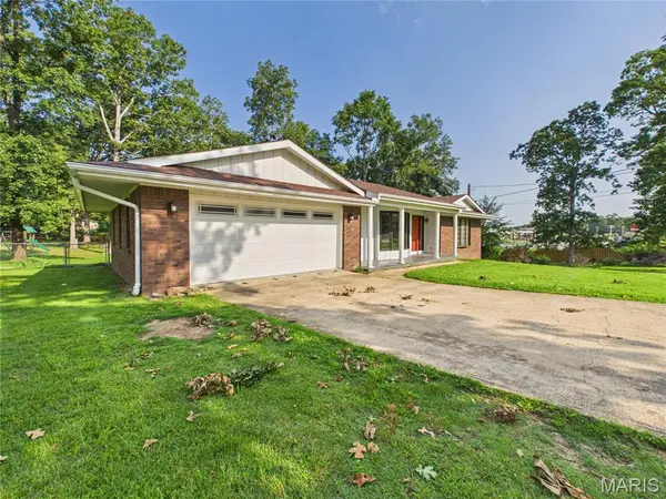 2035 Woodhaven RD, Poplar Bluff, MO 63901