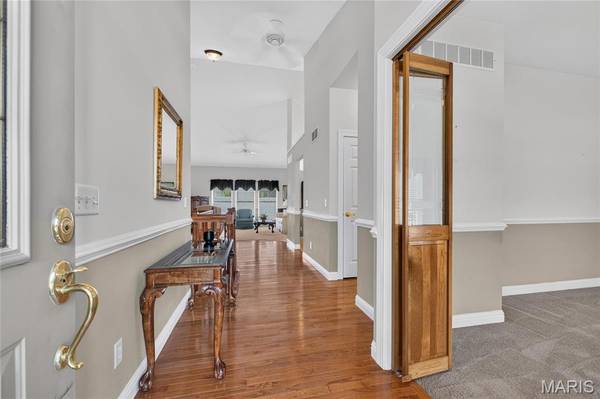115 Long And Winding RD, St Peters, MO 63376